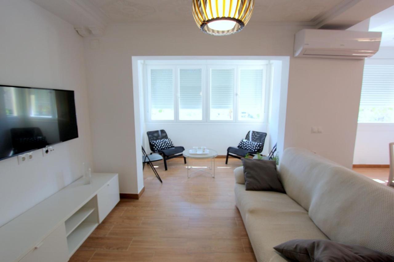 Apartamento Mercedes Centrico Playa Sanlucar de Barrameda Luaran gambar